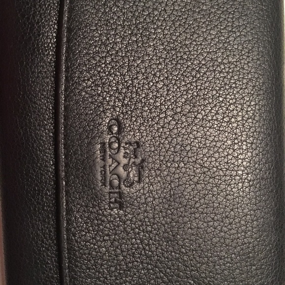Coach black leather wallet like new - Picture 2 of 7